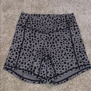 Balance Athletica Snow Leopard Ascend Short